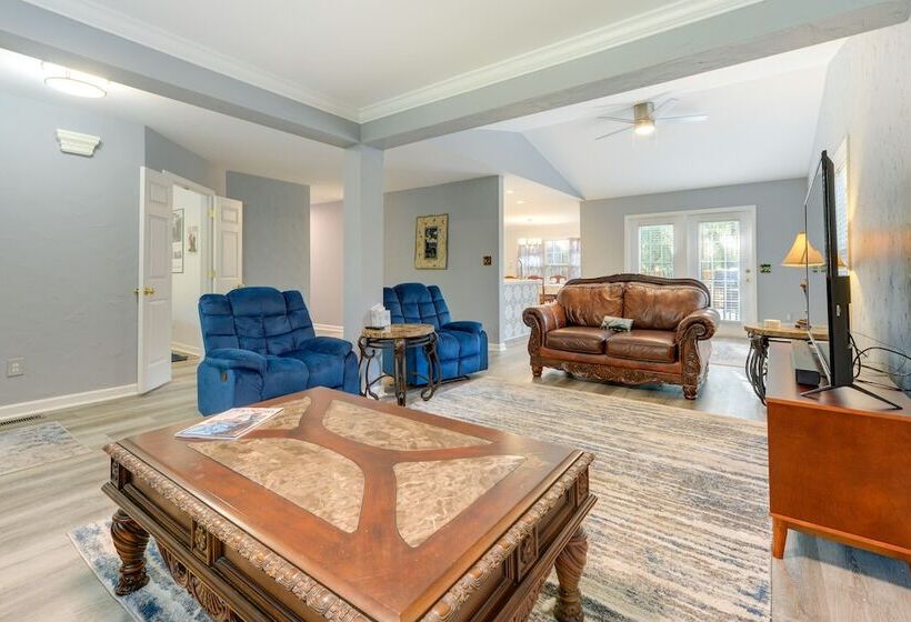 Pet Friendly Pinehurst Home W/ Deck   Near Golf