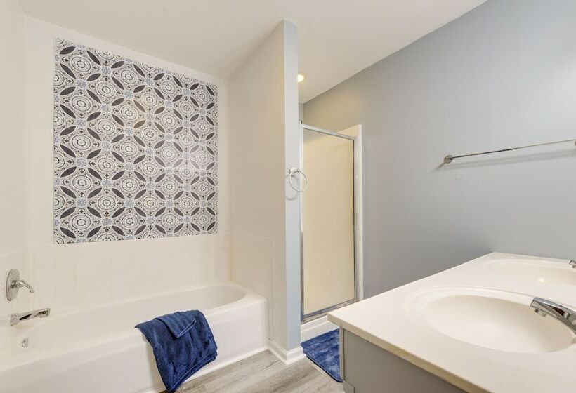 Pet Friendly Pinehurst Home W/ Deck   Near Golf