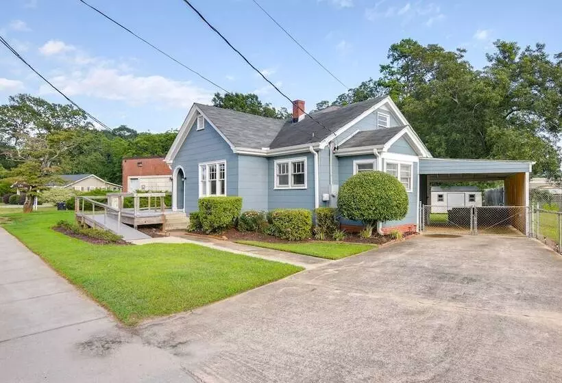 Pet Friendly Travelers Rest Home W/ Covered Patio