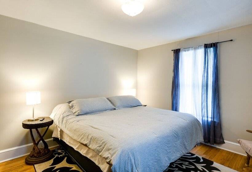 Pet Friendly Travelers Rest Home W/ Covered Patio