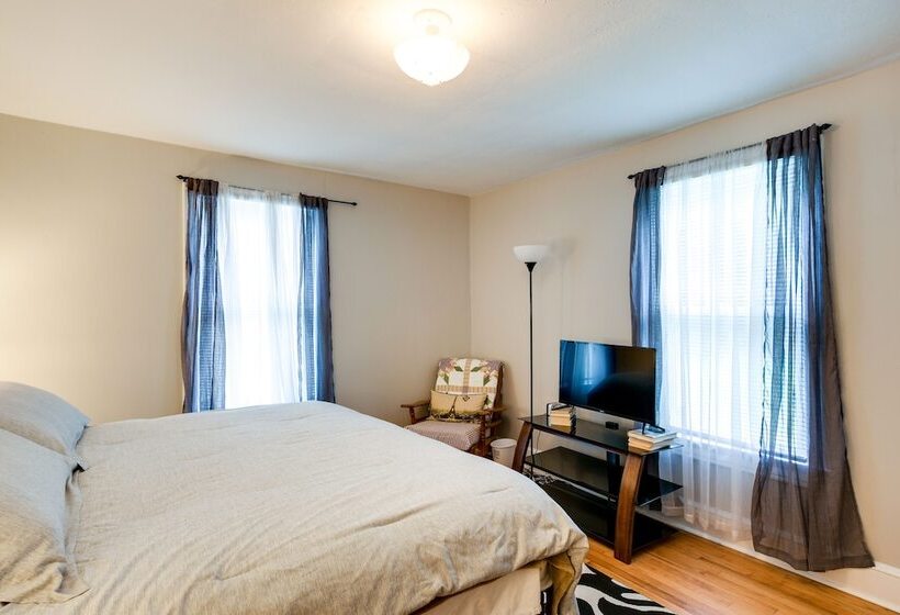 Pet Friendly Travelers Rest Home W/ Covered Patio