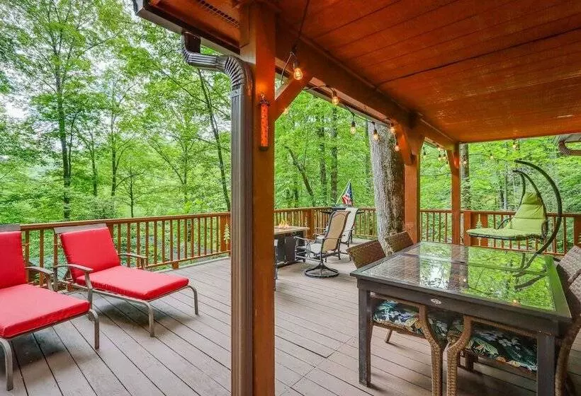 Remote Escape: Murphy Cozy Cabin In The Woods