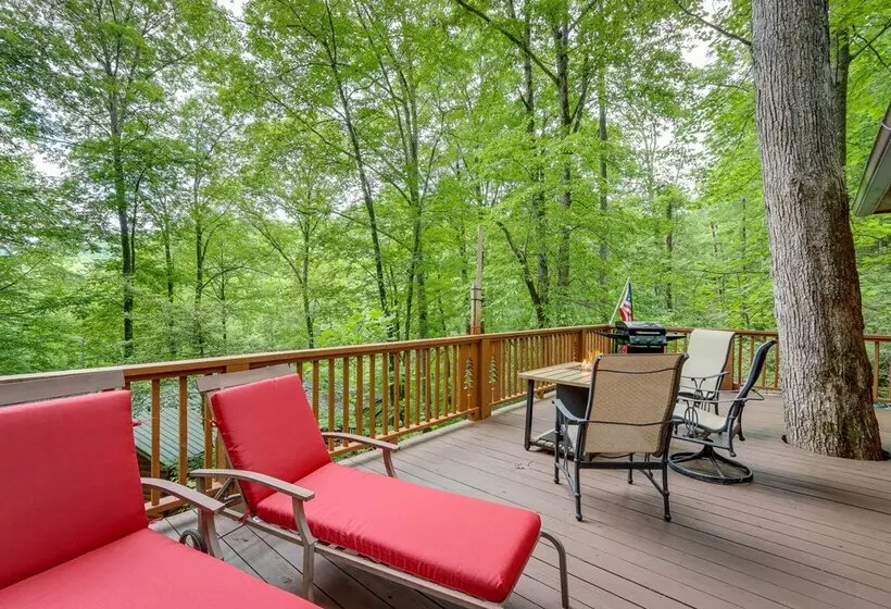 Remote Escape: Murphy Cozy Cabin In The Woods