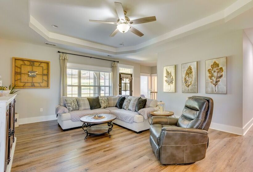 Russellville Home Near Hiking + Lake Access!