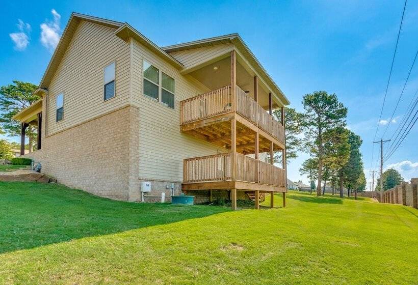 Russellville Home Near Hiking + Lake Access!