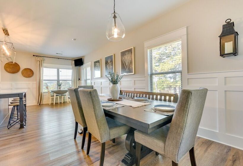 Russellville Home Near Hiking + Lake Access!