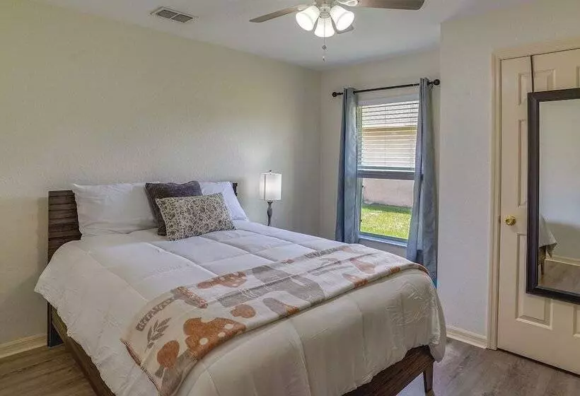Sebring Vacation Rental: Near Boating & Fishing!