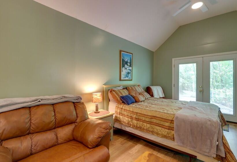 Secluded Mountain Cabin W/ Decks + Gazebo!