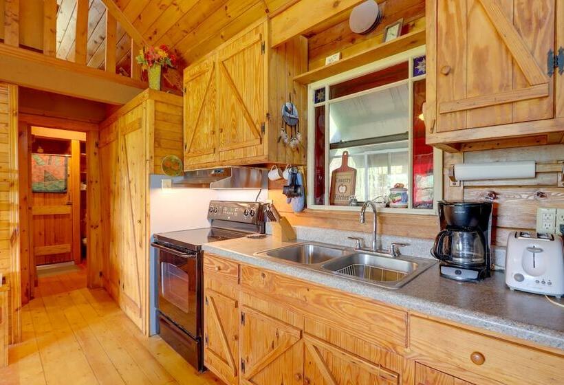 Secluded Mountain Cabin W/ Decks + Gazebo!