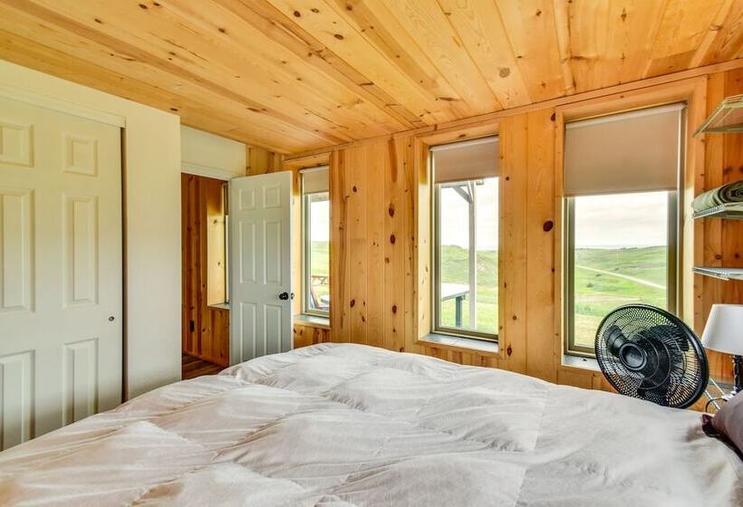 Secluded Nebraska Getaway: 4 Mi To Lake Mcconaughy