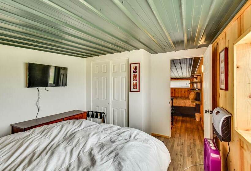 Secluded Nebraska Getaway: 4 Mi To Lake Mcconaughy