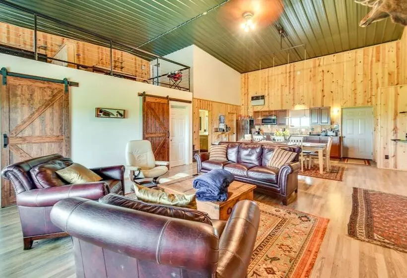 Secluded Nebraska Getaway: 4 Mi To Lake Mcconaughy