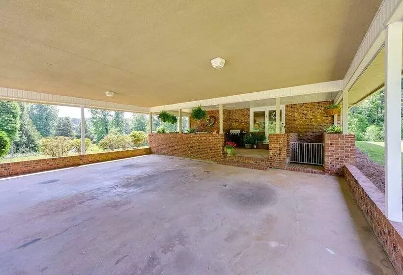 The Travis House At Lantern Springs  On Farm!