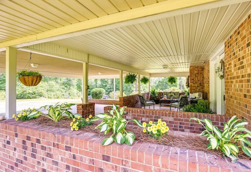 The Travis House At Lantern Springs On Farm!