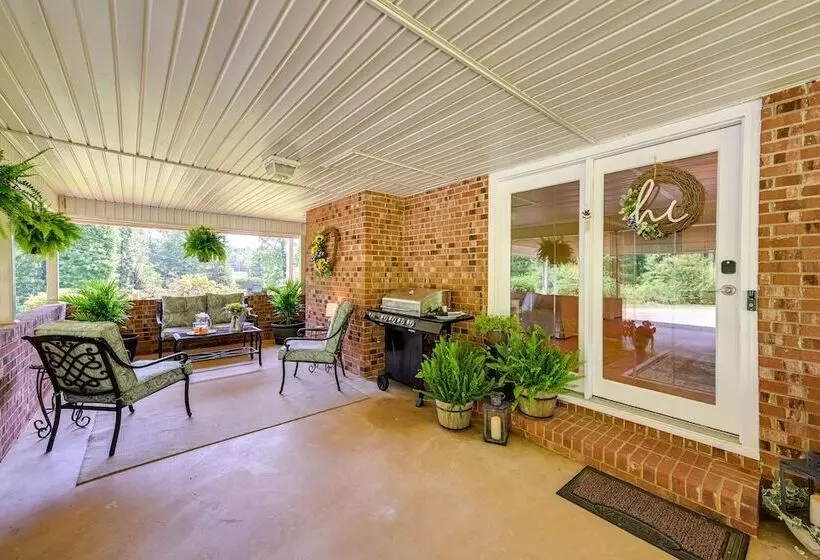 The Travis House At Lantern Springs  On Farm!