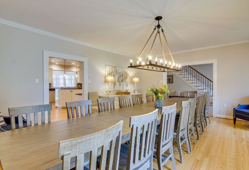 Waterfront Cambridge Gem W/ Hot Tub, Pool & Dock!