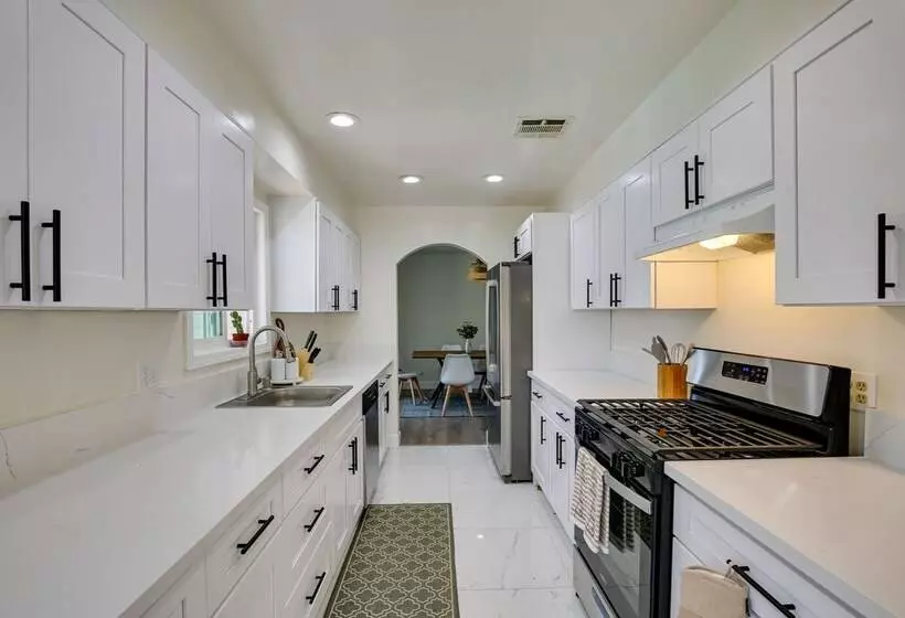 Westminster Oasis W/ Pool & Gas Grill!