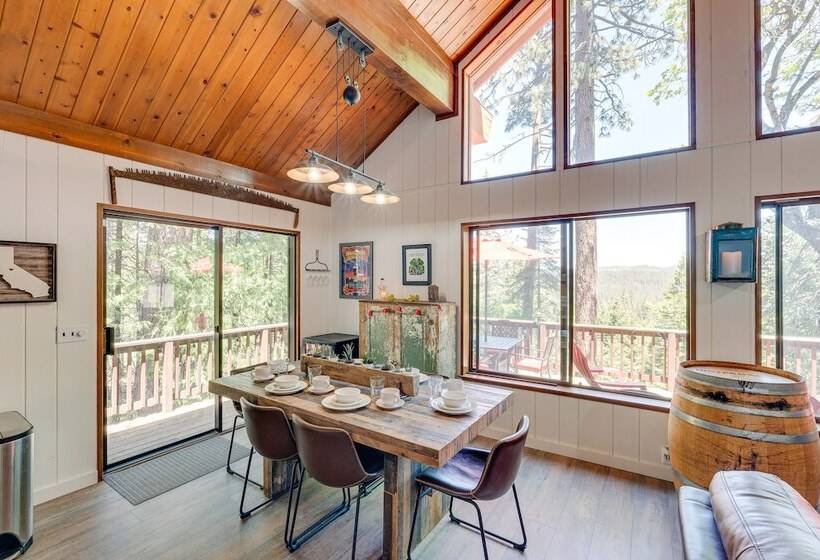 Airy Arnold Cabin Stay W/ Deck + Mountain Views!