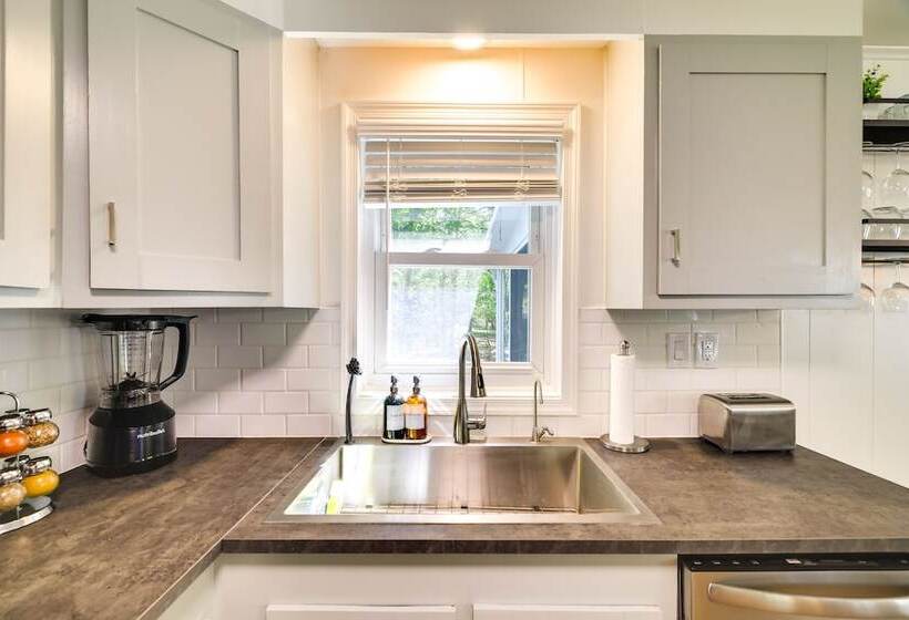 Peaceful Albrightsville Home W/ Pool + Lake Access