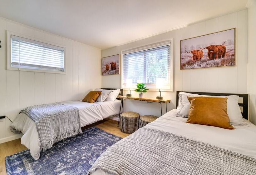 Peaceful Albrightsville Home W/ Pool + Lake Access