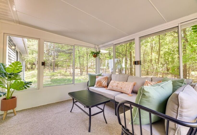 Peaceful Albrightsville Home W/ Pool + Lake Access