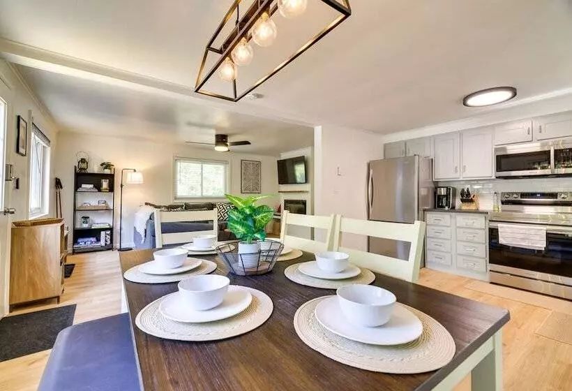 Peaceful Albrightsville Home W/ Pool + Lake Access