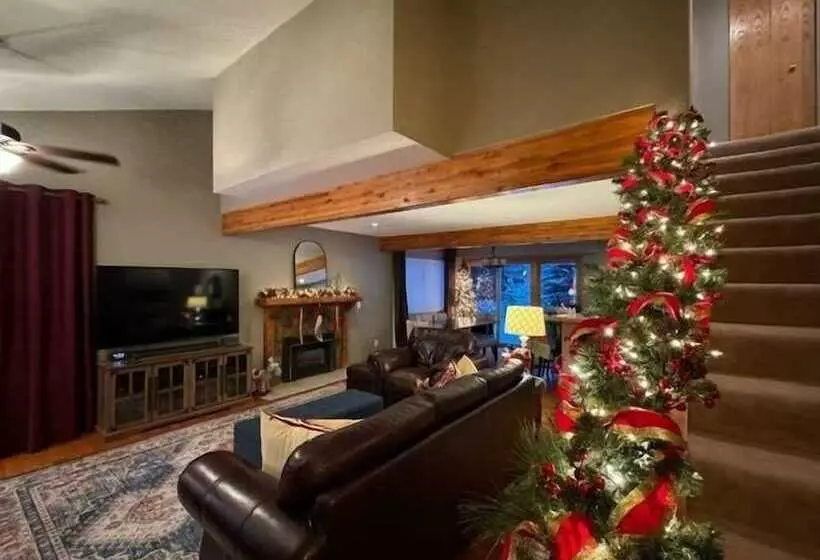 Bighorn Lodge By Summit County Mountain Retreats