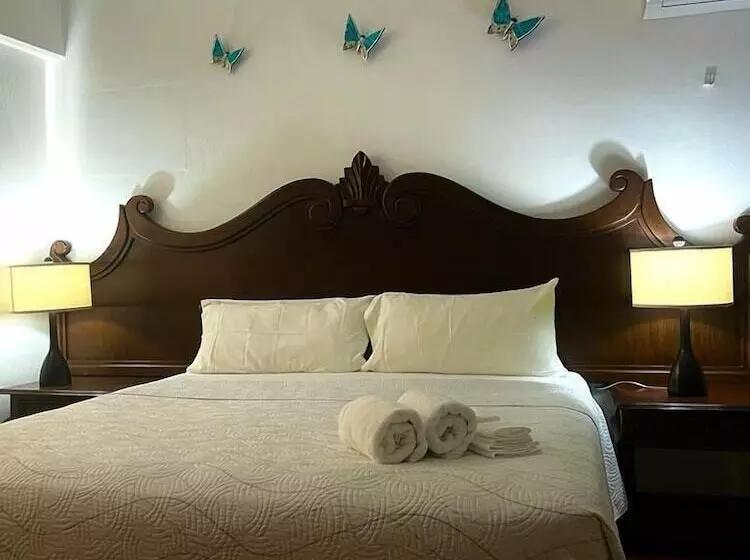 Cabo Tortuga Hotel Boutique