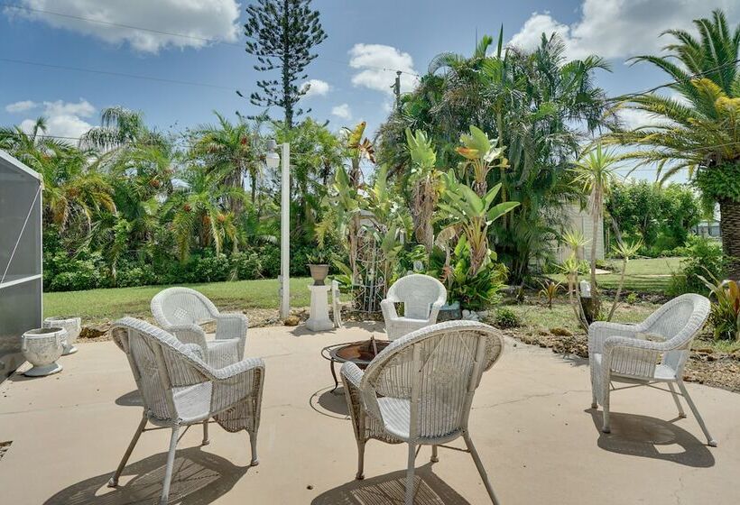 Cape Coral Vacation Home W/ Lanai & Private Pool!