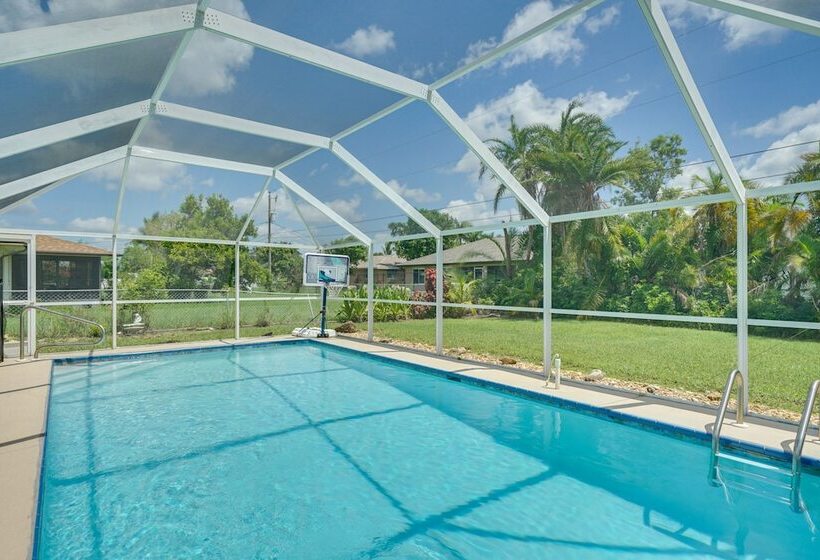 Cape Coral Vacation Home W/ Lanai & Private Pool!