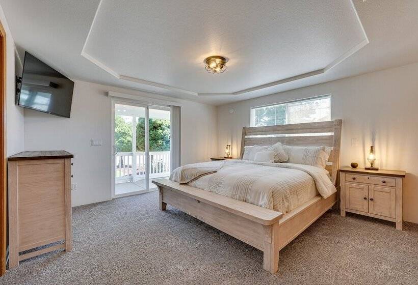 Charming Rogue Valley Home In Central Point!