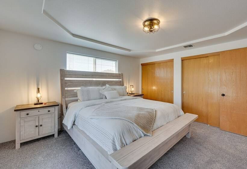 Charming Rogue Valley Home In Central Point!