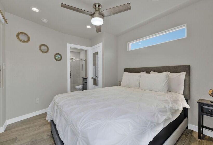 Cozi Combo Bbq Movie Lounge