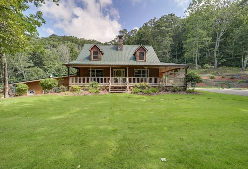 7 Mi To Beech Mountain Skiing: Home W/ Fire Pit