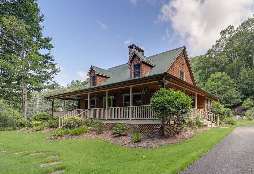 7 Mi To Beech Mountain Skiing: Home W/ Fire Pit