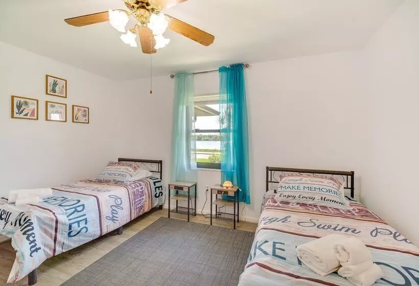 Family Friendly Home On Lake Tulane: Great Views!