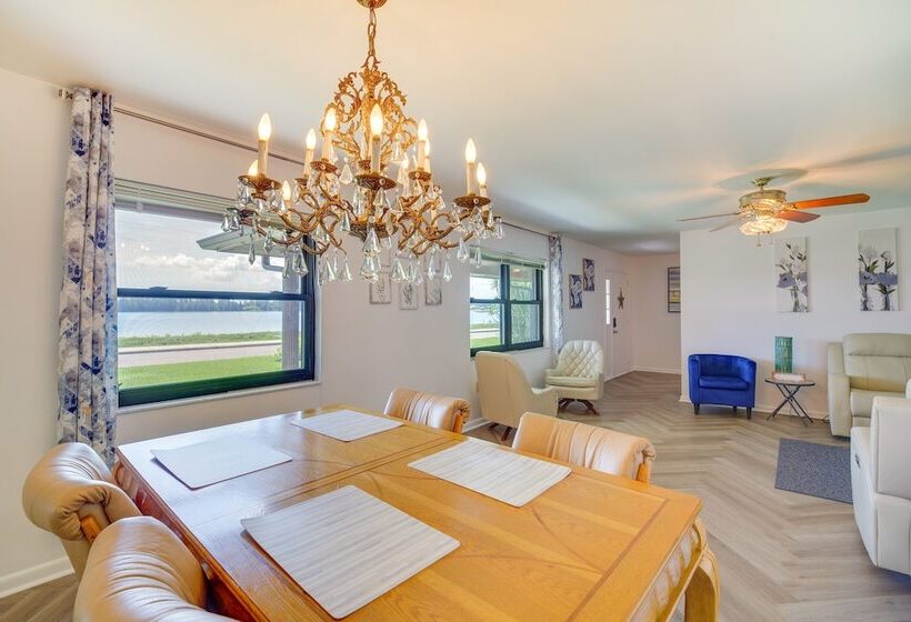 Family Friendly Home On Lake Tulane: Great Views!