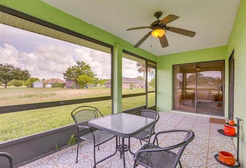 Family Friendly Lehigh Acres Home: Screened Porch!