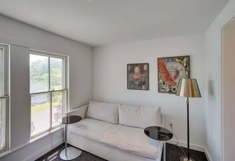 Historic Home In Coxsackie W/ Hudson River Views!