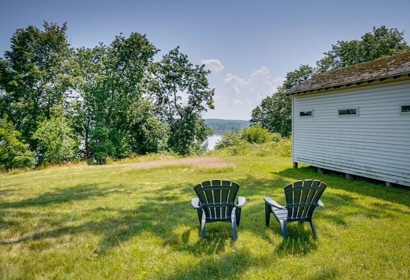 Historic Home In Coxsackie W/ Hudson River Views!