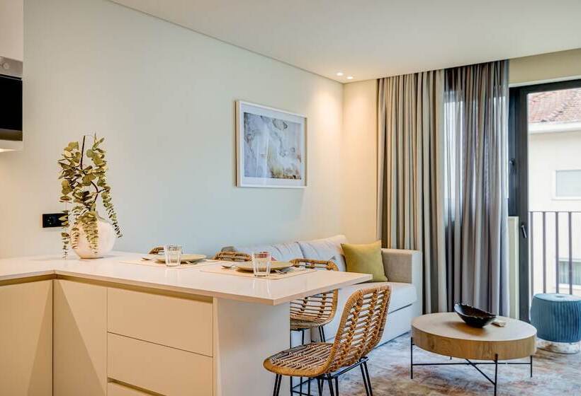 هتل Blissful Suites Porto