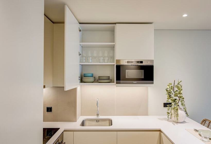 هتل Blissful Suites Porto