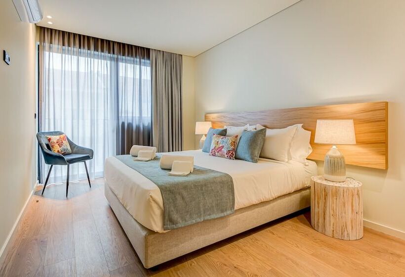 هتل Blissful Suites Porto
