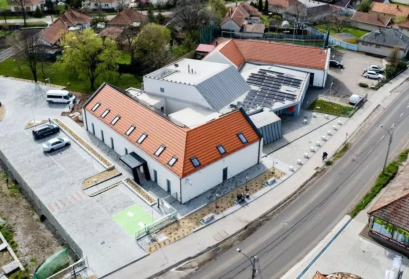 Hotelli Eleven Business & Sport