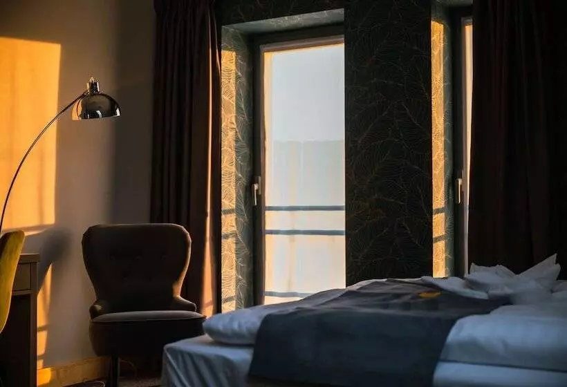 Hotelli Eleven Business & Sport