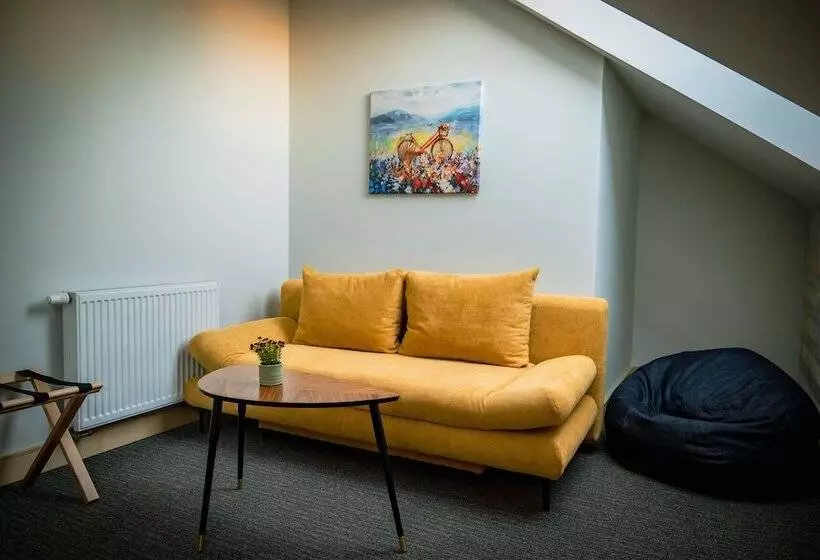 Hotelli Eleven Business & Sport