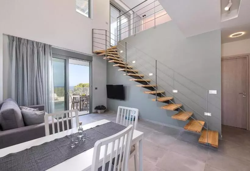 ホテル Heliades Residence