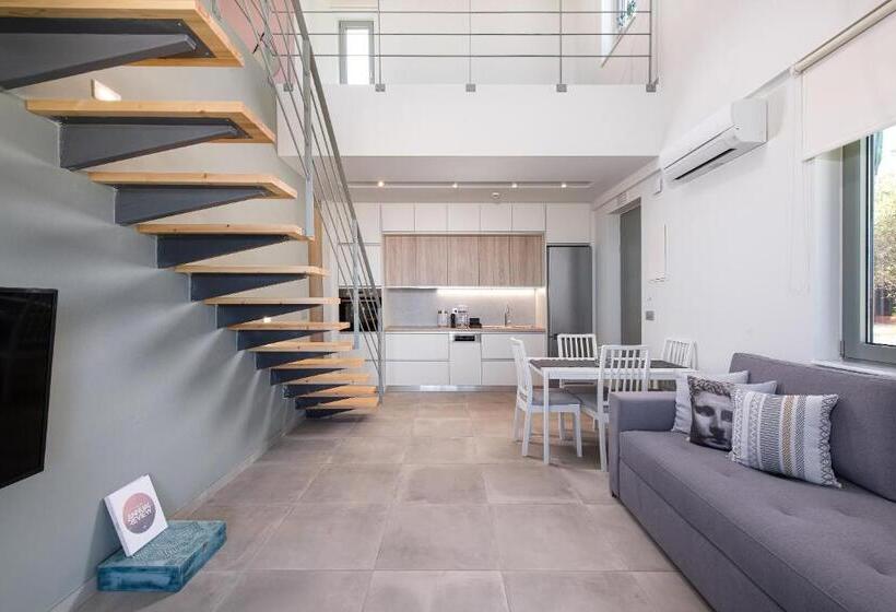 هتل Heliades Residence