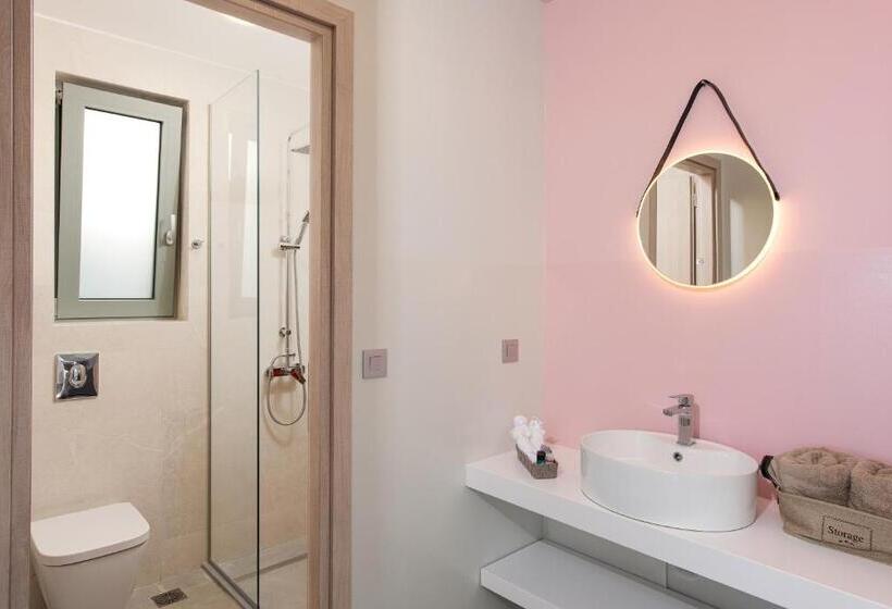 هتل Heliades Residence