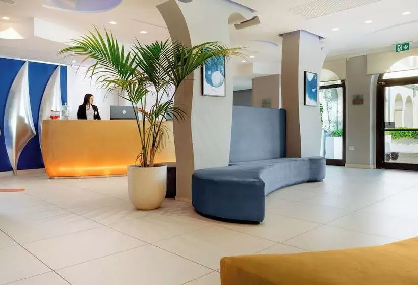 Life Hotel Seaview & Spa